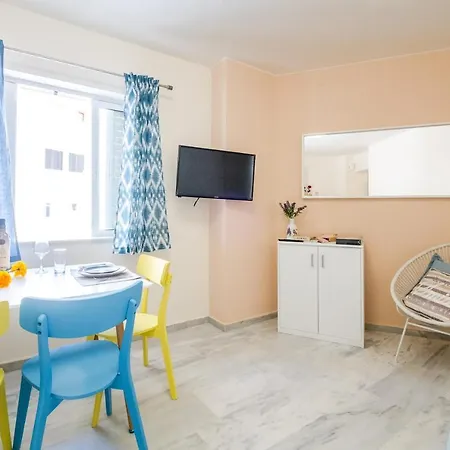 Chania Flat With Venezian Port View Апартаменты